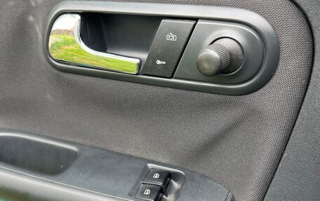 SEAT Ibiza III рестайлинг, 2002 год, 450 000 рублей, 11 фотография
