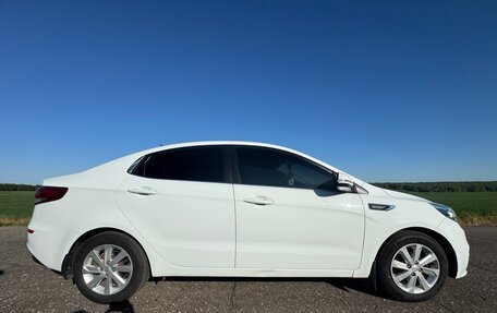 KIA Rio III рестайлинг, 2015 год, 1 087 000 рублей, 3 фотография