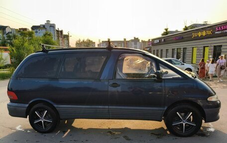 Toyota Estima III рестайлинг -2, 1995 год, 690 000 рублей, 4 фотография