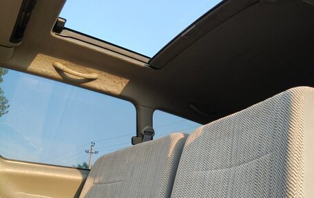 Toyota Estima III рестайлинг -2, 1995 год, 690 000 рублей, 9 фотография