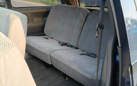Toyota Estima III рестайлинг -2, 1995 год, 690 000 рублей, 13 фотография
