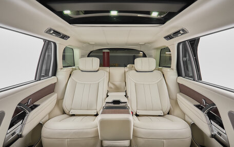 Land Rover Range Rover IV рестайлинг, 2025 год, 29 800 000 рублей, 25 фотография