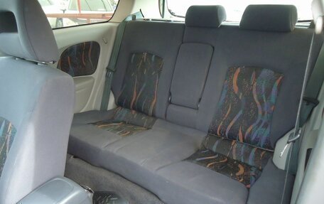 Nissan Almera, 2001 год, 279 000 рублей, 21 фотография