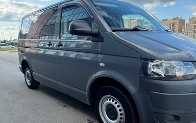 Volkswagen Caravelle T5, 2013 год, 2 230 000 рублей, 1 фотография