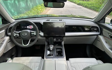 GAC GS8, 2024 год, 3 890 000 рублей, 2 фотография