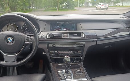 BMW 7 серия, 2011 год, 1 850 000 рублей, 15 фотография