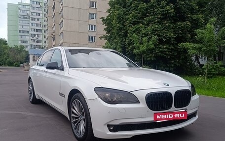 BMW 7 серия, 2011 год, 1 850 000 рублей, 22 фотография