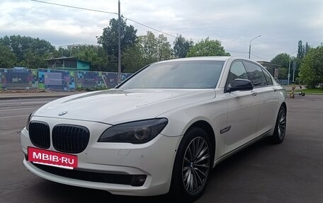 BMW 7 серия, 2011 год, 1 850 000 рублей, 16 фотография