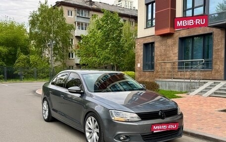 Volkswagen Jetta VI, 2013 год, 1 200 000 рублей, 8 фотография