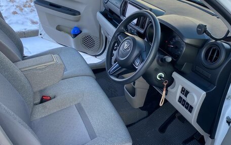 Toyota Passo III, 2016 год, 990 000 рублей, 7 фотография