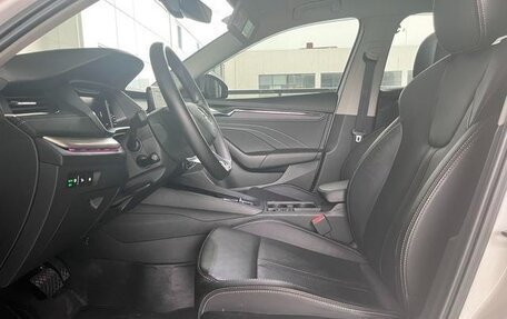 Skoda Octavia IV, 2022 год, 2 220 000 рублей, 13 фотография