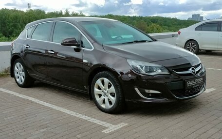 Opel Astra J, 2013 год, 790 000 рублей, 3 фотография