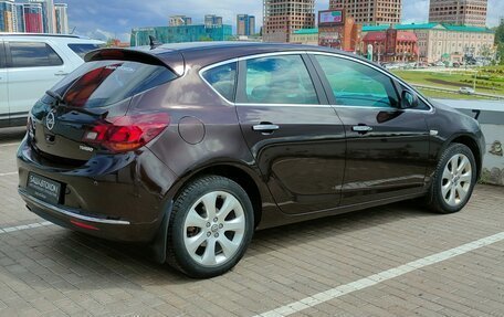 Opel Astra J, 2013 год, 790 000 рублей, 4 фотография