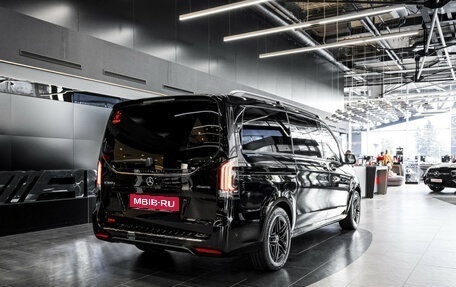 Mercedes-Benz V-Класс, 2024 год, 16 400 000 рублей, 5 фотография