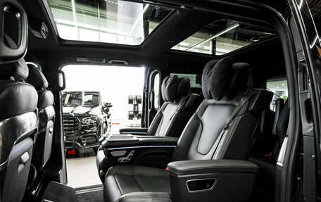 Mercedes-Benz V-Класс, 2024 год, 16 400 000 рублей, 18 фотография
