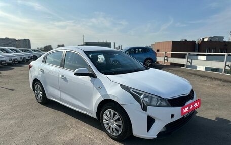 KIA Rio IV, 2021 год, 1 099 000 рублей, 2 фотография
