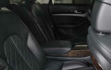 Audi A8, 2010 год, 2 500 000 рублей, 9 фотография