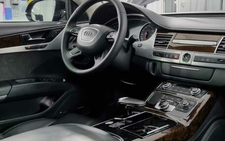 Audi A8, 2010 год, 2 500 000 рублей, 12 фотография
