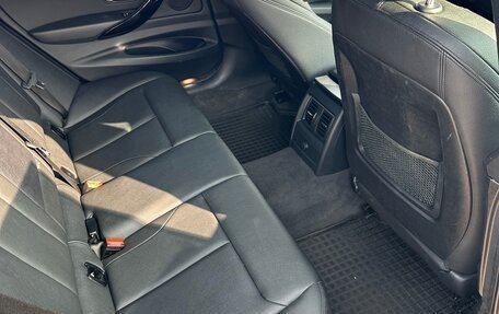 BMW 3 серия, 2018 год, 3 290 000 рублей, 13 фотография
