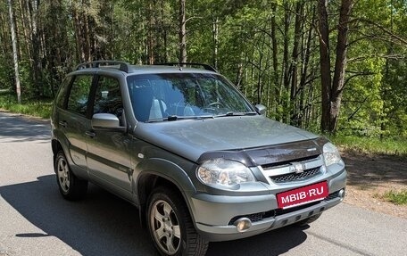 Chevrolet Niva I рестайлинг, 2012 год, 490 000 рублей, 4 фотография