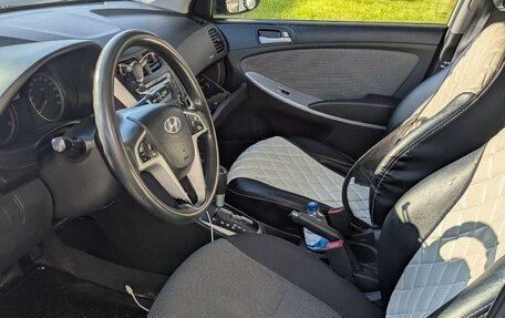 Hyundai Solaris II рестайлинг, 2013 год, 670 000 рублей, 9 фотография