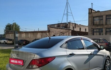 Hyundai Solaris II рестайлинг, 2013 год, 670 000 рублей, 4 фотография