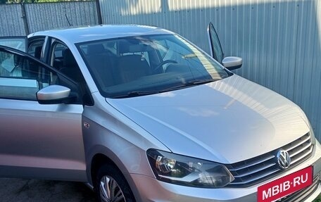 Volkswagen Polo VI (EU Market), 2017 год, 1 000 000 рублей, 14 фотография