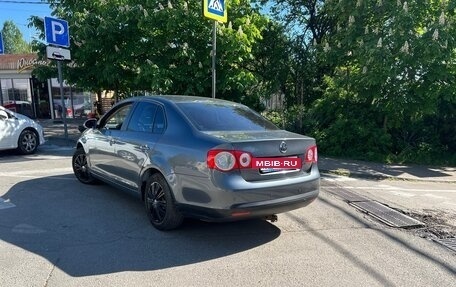 Volkswagen Jetta VI, 2009 год, 560 000 рублей, 4 фотография