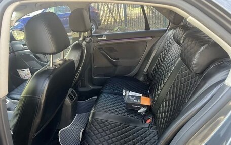 Volkswagen Jetta VI, 2009 год, 560 000 рублей, 16 фотография