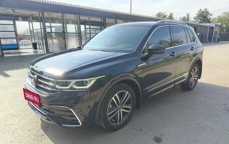 Volkswagen Tiguan II, 2021 год, 4 250 000 рублей, 1 фотография