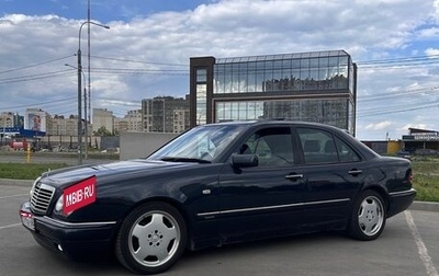 Mercedes-Benz E-Класс, 1999 год, 650 000 рублей, 1 фотография