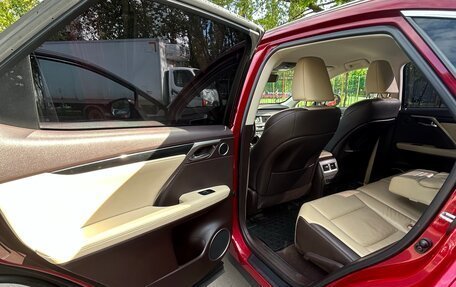 Lexus RX IV рестайлинг, 2017 год, 3 500 000 рублей, 14 фотография