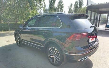 Volkswagen Tiguan II, 2021 год, 4 250 000 рублей, 3 фотография