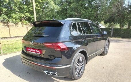 Volkswagen Tiguan II, 2021 год, 4 250 000 рублей, 4 фотография