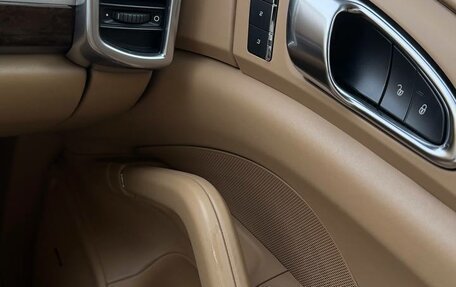 Porsche Cayenne III, 2012 год, 2 500 000 рублей, 14 фотография