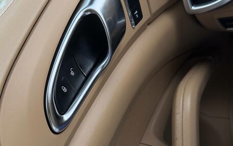 Porsche Cayenne III, 2012 год, 2 500 000 рублей, 26 фотография