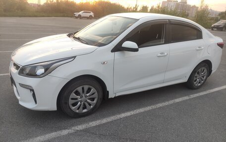 KIA Rio IV, 2019 год, 1 280 000 рублей, 2 фотография