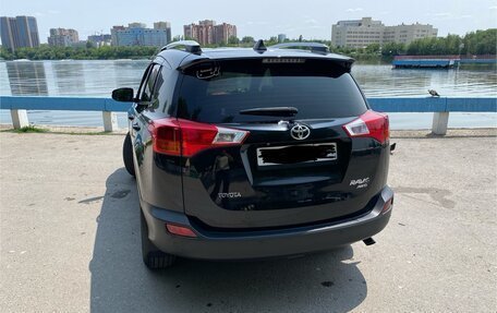 Toyota RAV4, 2013 год, 2 300 000 рублей, 5 фотография