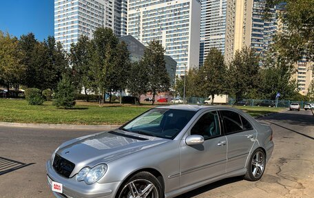 Mercedes-Benz C-Класс, 2004 год, 1 100 000 рублей, 2 фотография