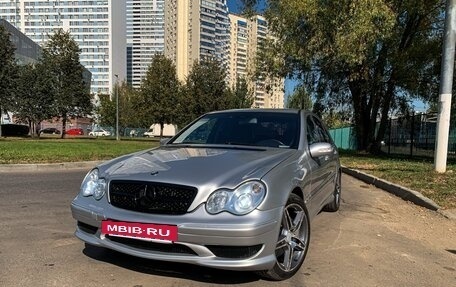 Mercedes-Benz C-Класс, 2004 год, 1 100 000 рублей, 5 фотография