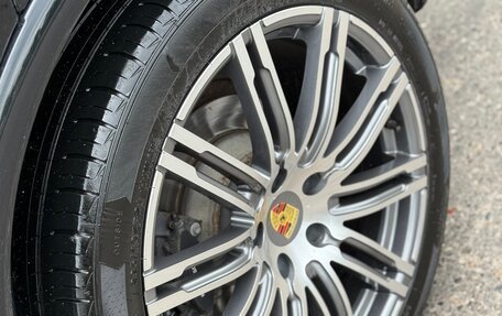Porsche Cayenne III, 2015 год, 2 850 000 рублей, 23 фотография