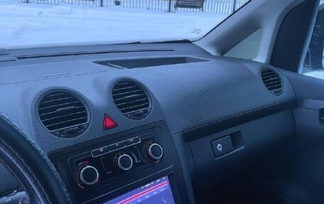 Volkswagen Caddy III рестайлинг, 2011 год, 850 000 рублей, 4 фотография