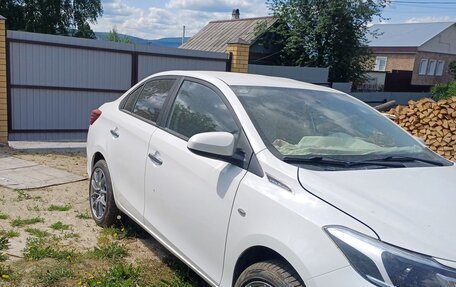 Toyota Vios III, 2023 год, 2 200 000 рублей, 4 фотография