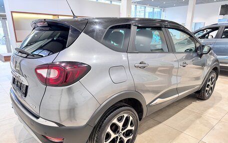 Renault Kaptur I рестайлинг, 2017 год, 1 400 000 рублей, 4 фотография