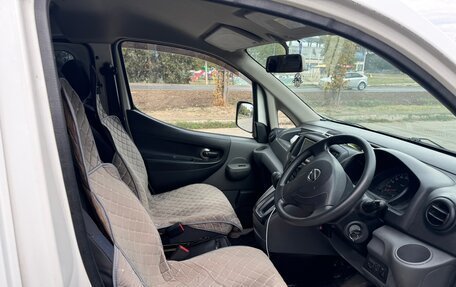 Nissan NV200, 2011 год, 1 300 000 рублей, 10 фотография