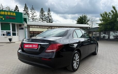 Mercedes-Benz E-Класс, 2019 год, 3 950 000 рублей, 3 фотография