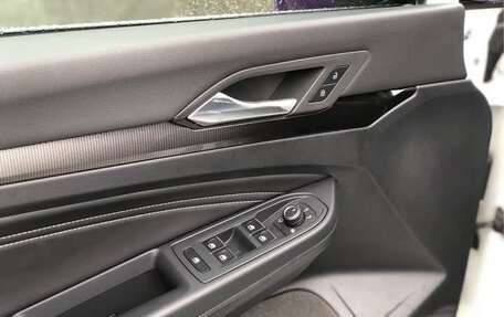 Volkswagen Golf VIII, 2022 год, 1 795 000 рублей, 25 фотография