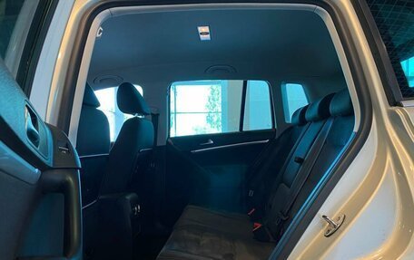 Volkswagen Tiguan I, 2011 год, 1 495 000 рублей, 24 фотография