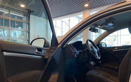 Volkswagen Tiguan I, 2011 год, 1 495 000 рублей, 20 фотография