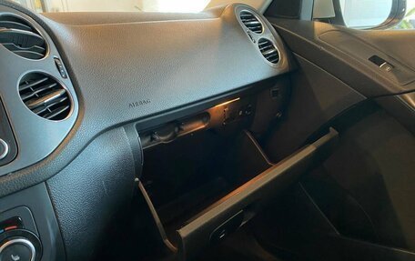 Volkswagen Tiguan I, 2011 год, 1 495 000 рублей, 29 фотография